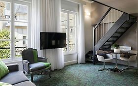 Renaissance Nobel Tour Eiffel 4*